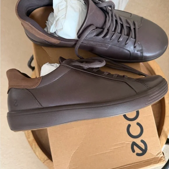 Ecco Men's Dark Brown Leather Sneakers Brand New - Picture 7 of 9